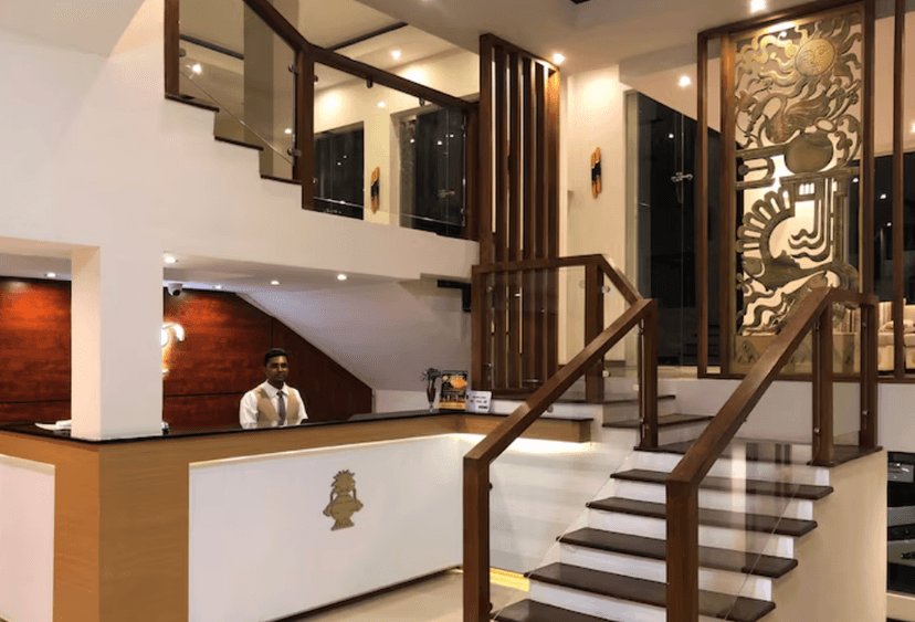 Rivendell Hotel