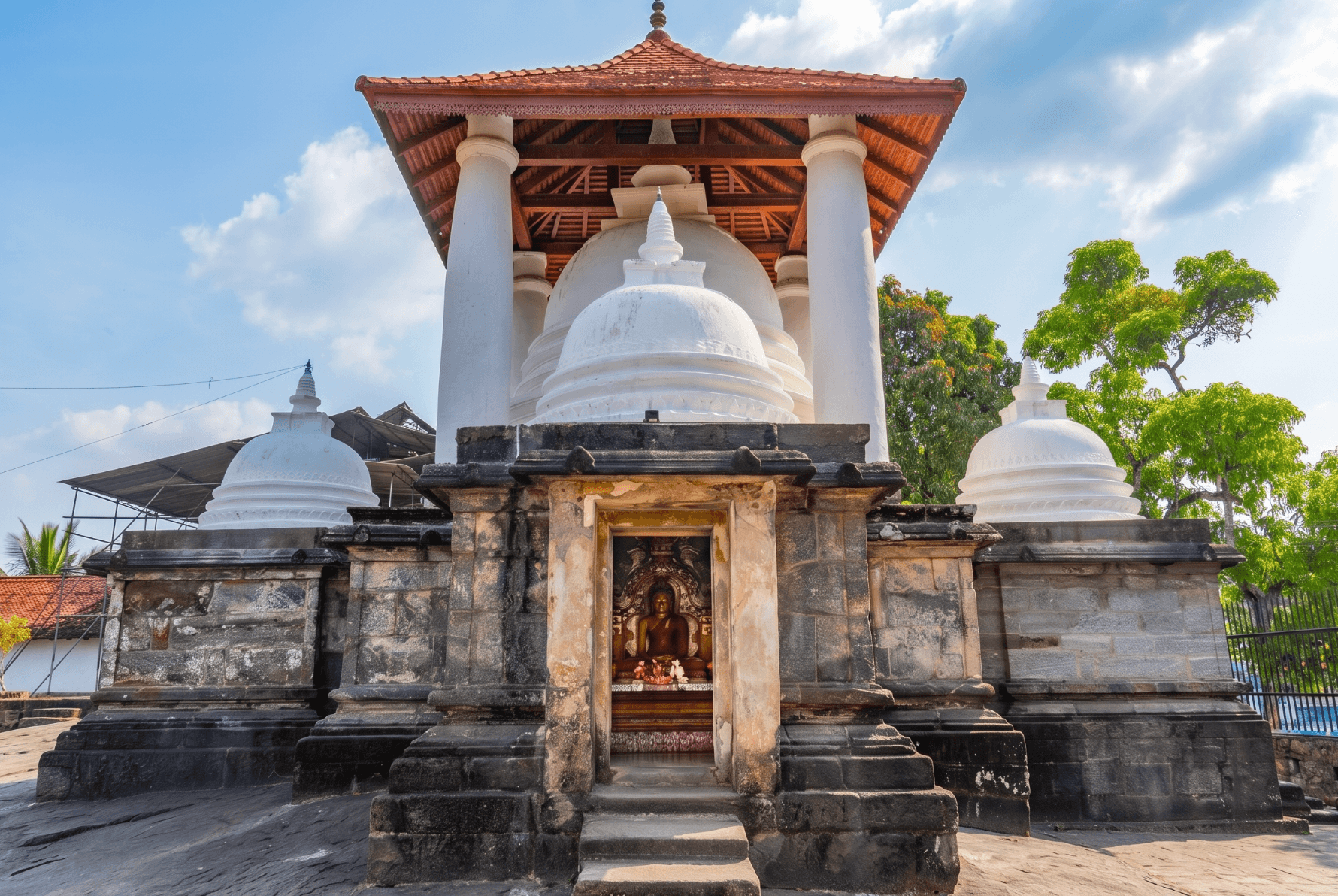 Gadaladeniya Temple Kandy
