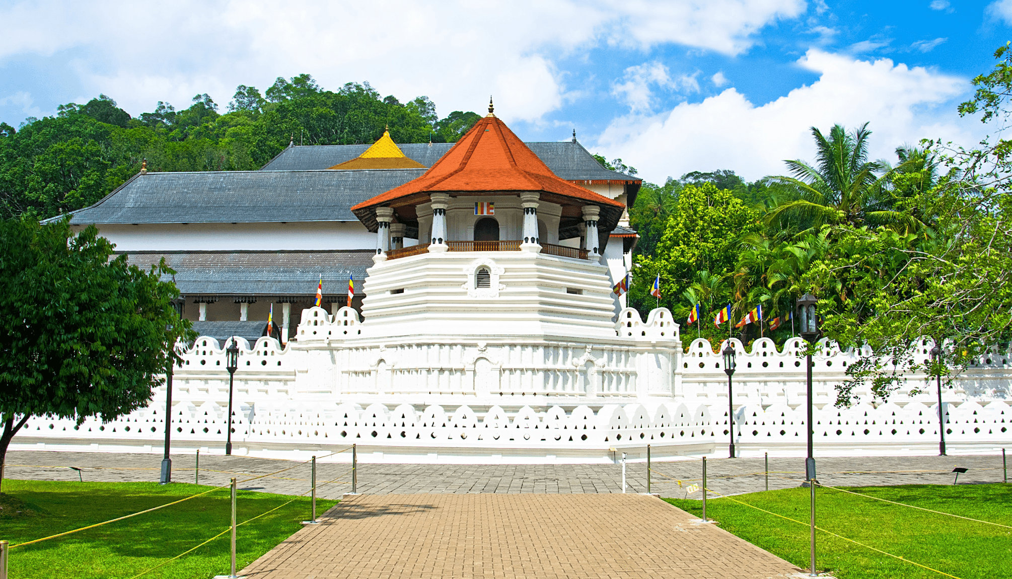 Temple of the Sacred Tooth Relic Kandy